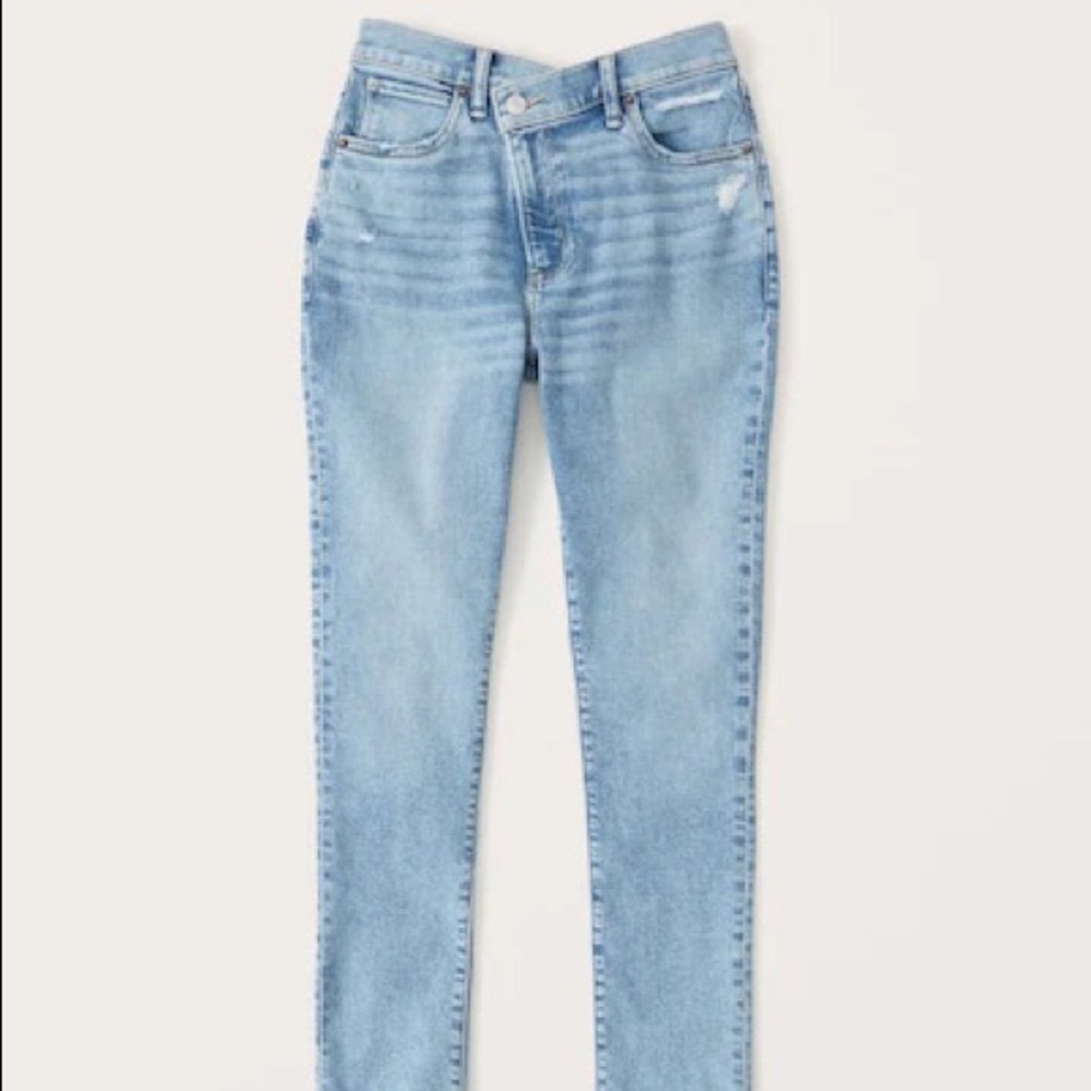 Abercrombie Curve Love Super Skinny Ankle High Rise SHORT LENGTH